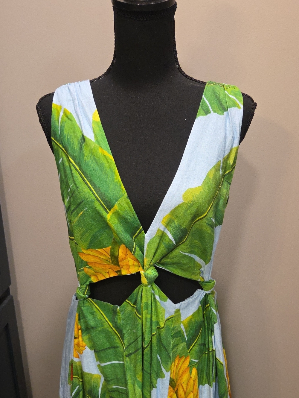 FARM Rio Banana Cut-Out Linen Blend V Neck Midi Dress Women's M - Picture 9 of 13